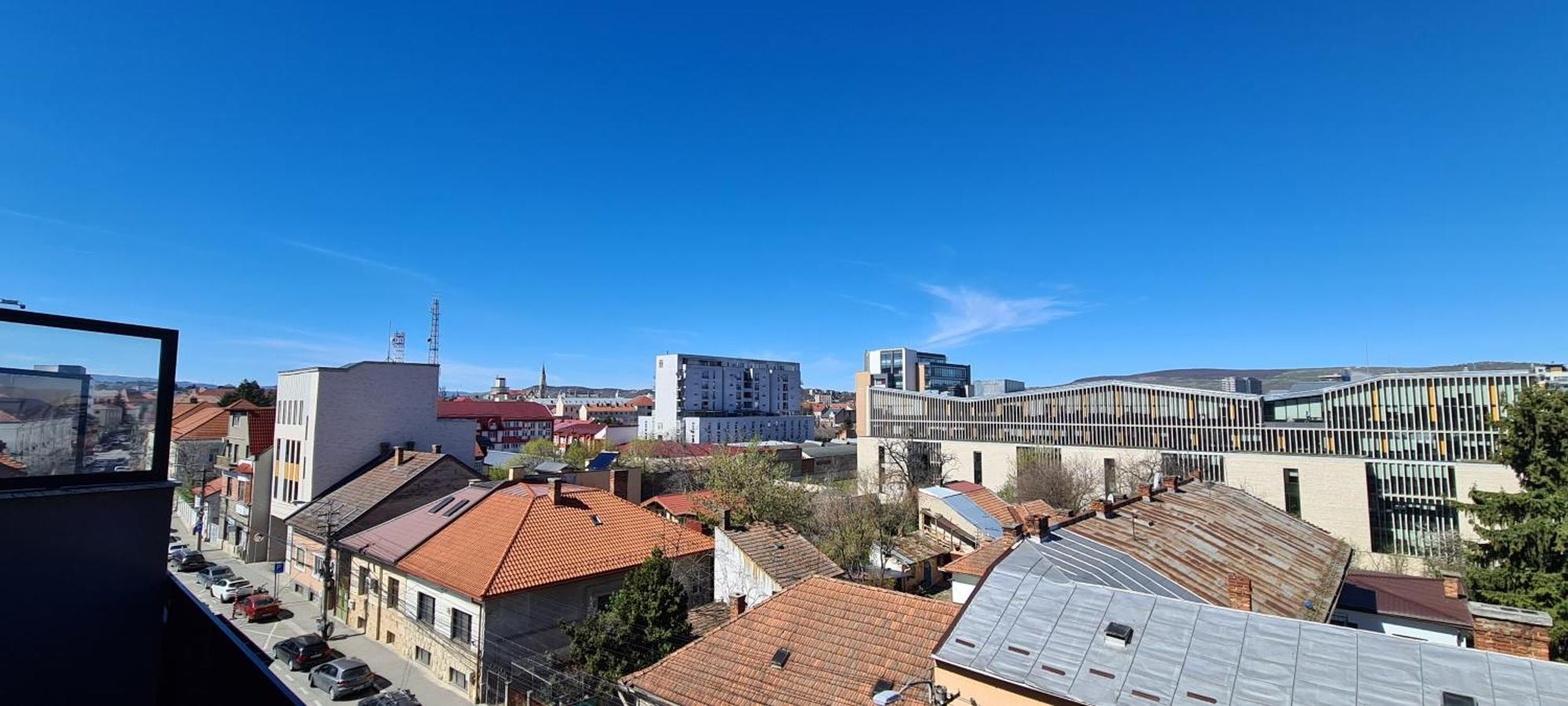 Unique City View Apartment Balcony & Parking Space クルージュ＝ナポカ エクステリア 写真